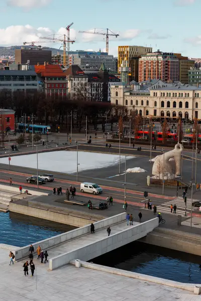 010A1303.jpg