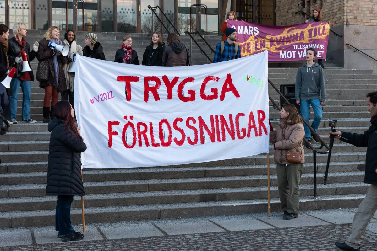 010A1637.jpg